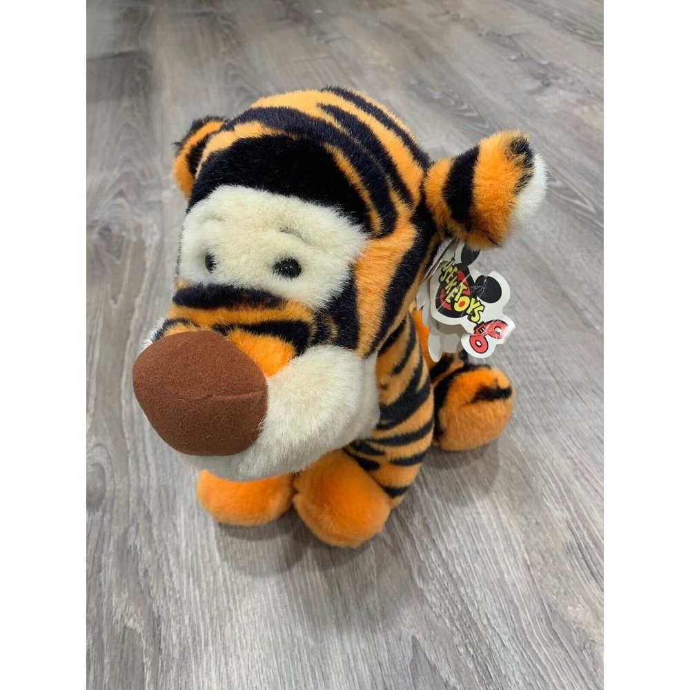 Tigger Disney Mouseketoys 12 Inch Plush Winnie The Pooh. P2